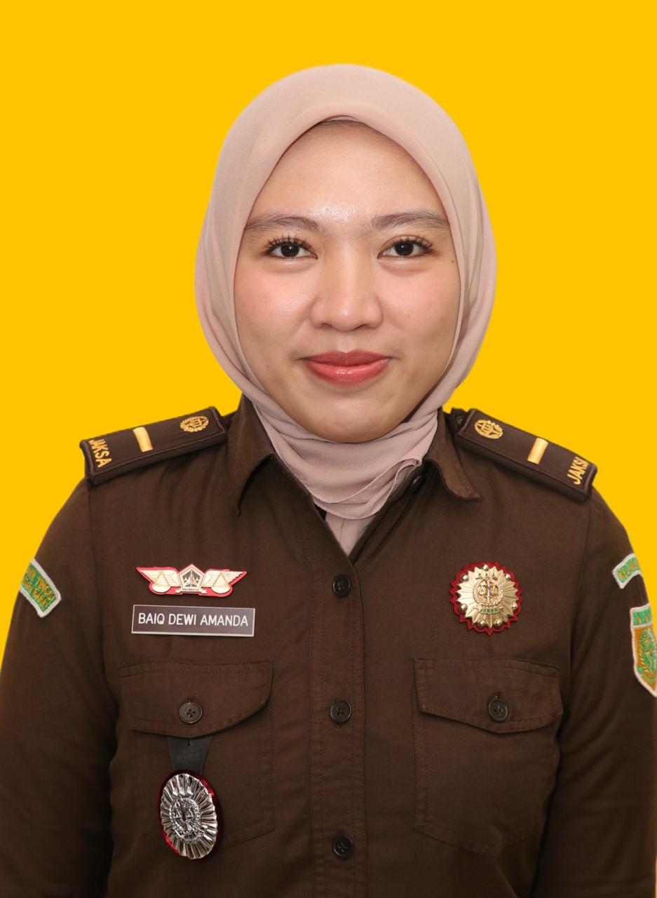 BAIQ DEWI AMANDA, S.H